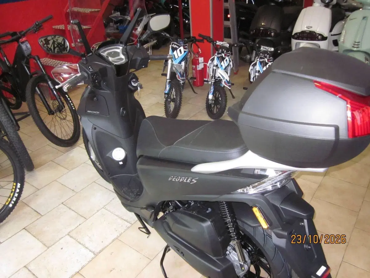 Kymco People 200i S (2021 - 26) (5)