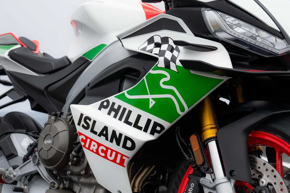 Marco Bezzecchi svela la nuova Aprilia RS 660 Phillip Island Tribute: ecco cosa la rende speciale [GALLERY] (7)