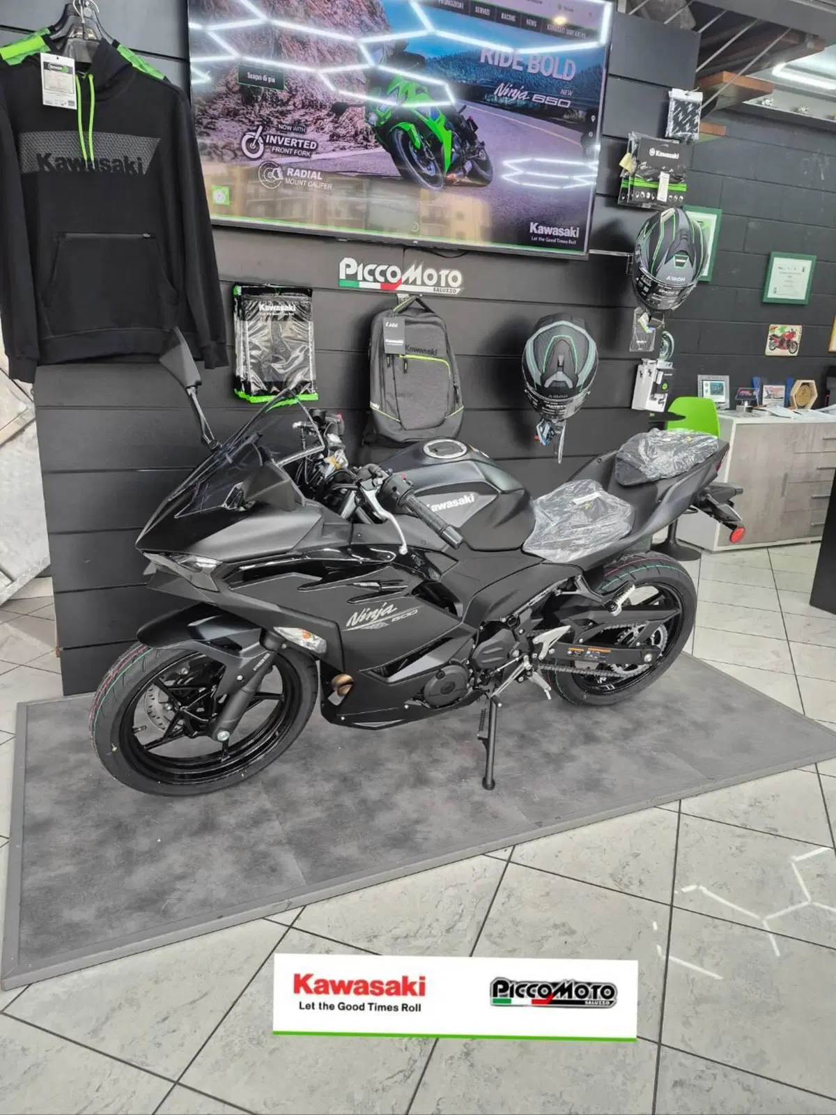 Kawasaki Ninja 500 (2024 - 27) (2)