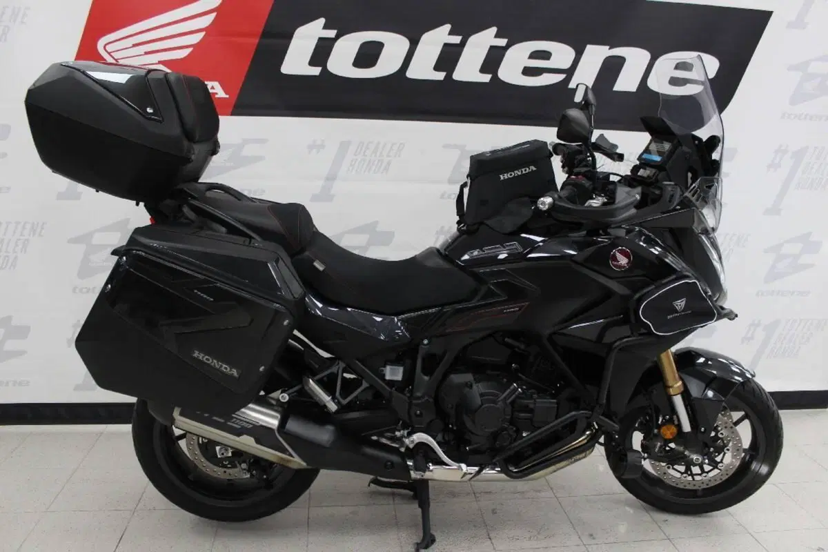 Honda NT 1100 DCT Electronic Suspension (2025 - 26) (2)
