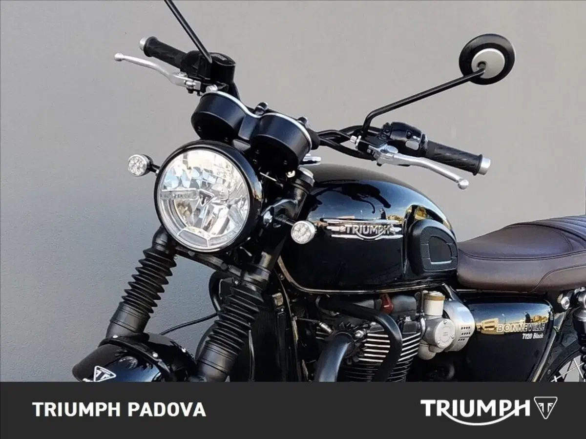 Triumph Bonneville T120 Black (2026) (10)
