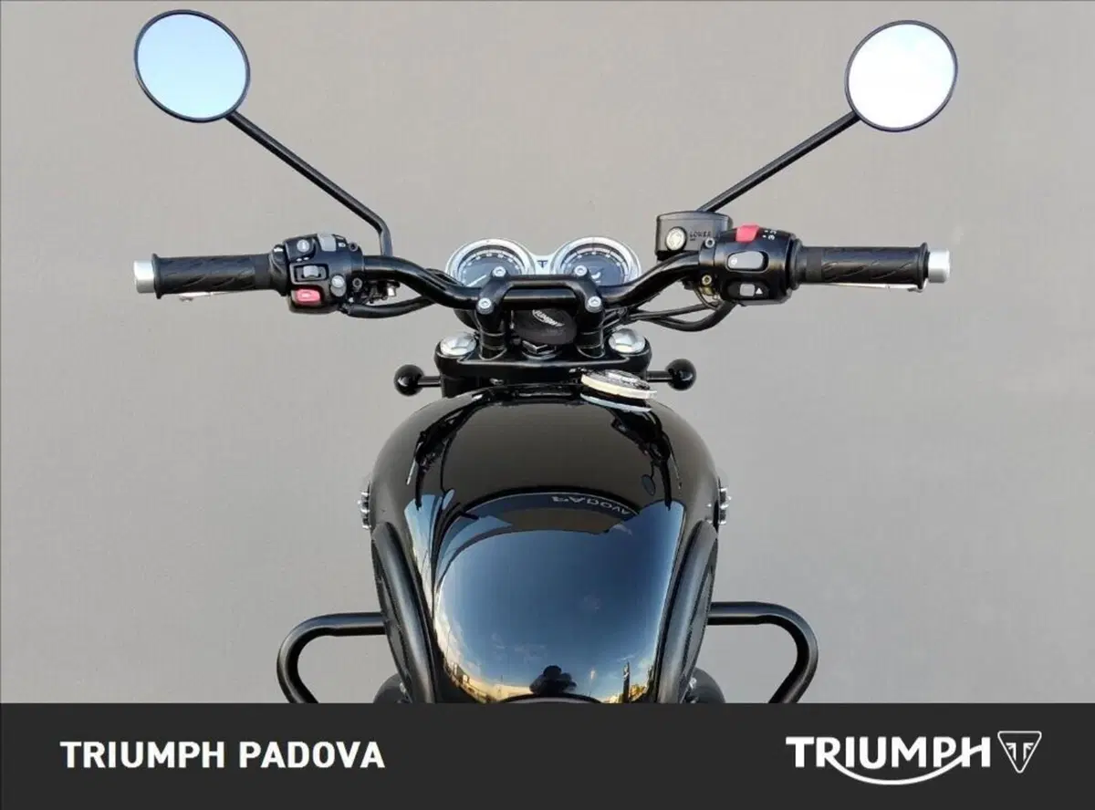 Triumph Bonneville T120 Black (2026) (11)
