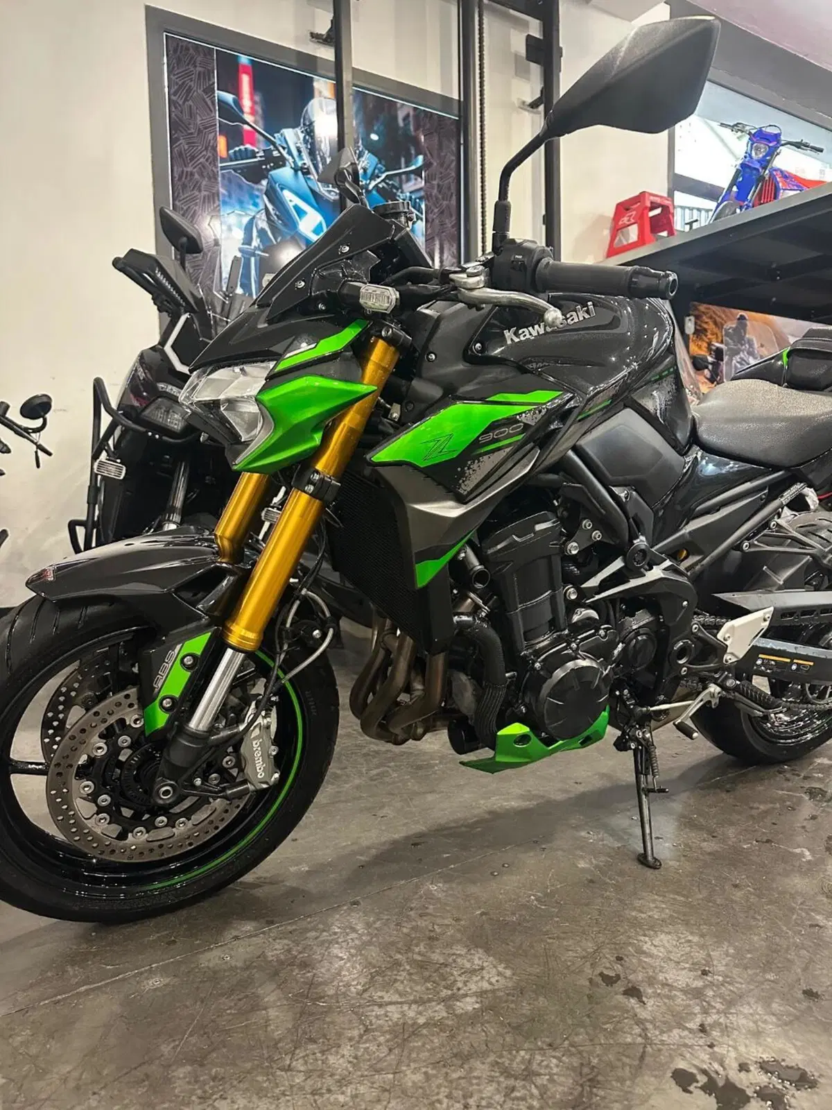 Kawasaki Z 900 SE (2022 - 24)