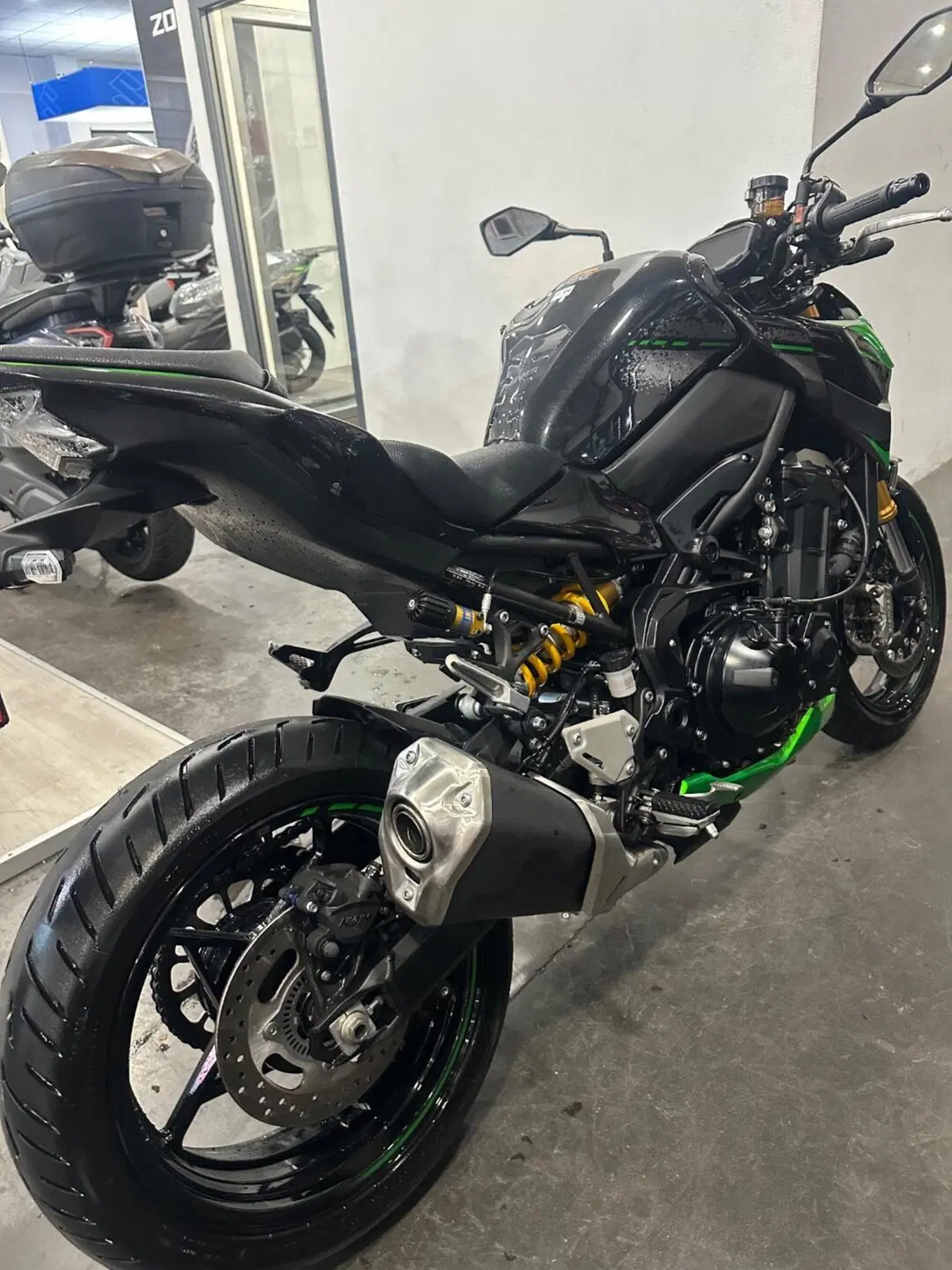Kawasaki Z 900 SE (2022 - 24) (4)
