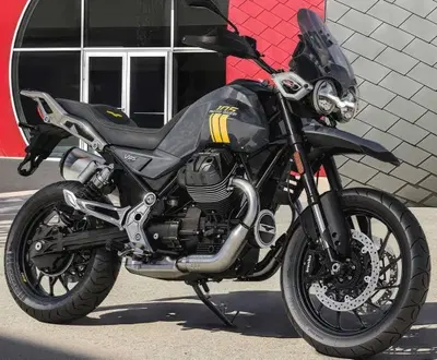 Moto Guzzi V85 Strada 105th Anniversary (2026) nuova