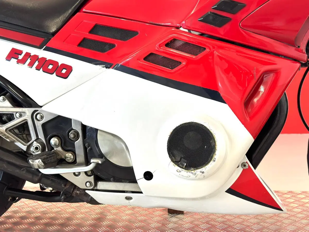 Yamaha FJ 1100 (10)