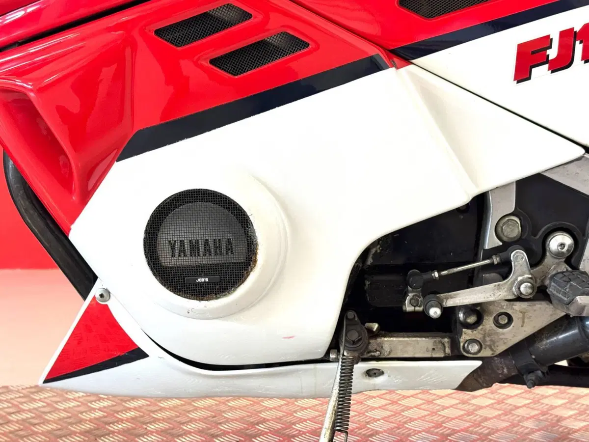 Yamaha FJ 1100 (15)