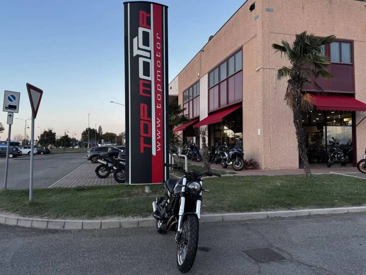 Benelli Leoncino 500 Trail (2021 - 26) (5)