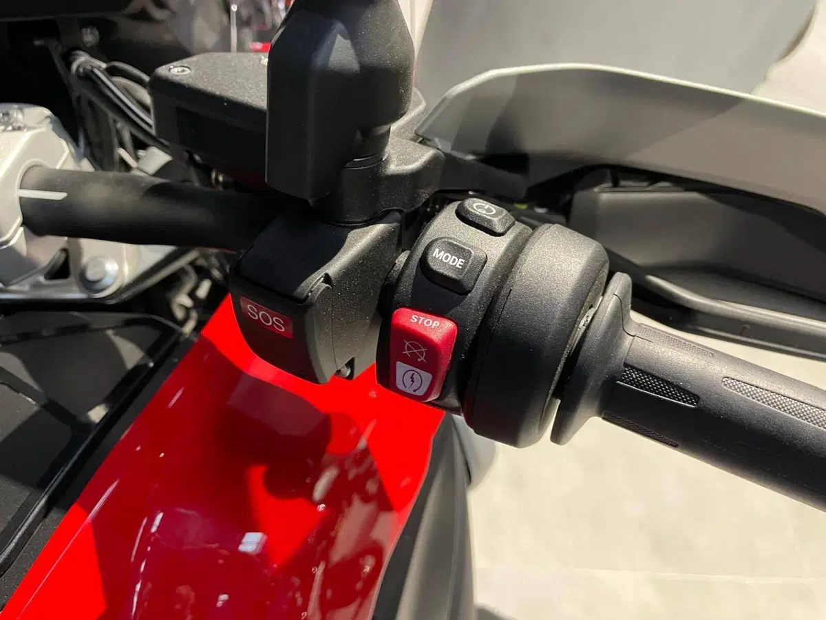 Bmw R 1300 GS ASA (2024 - 26) (6)