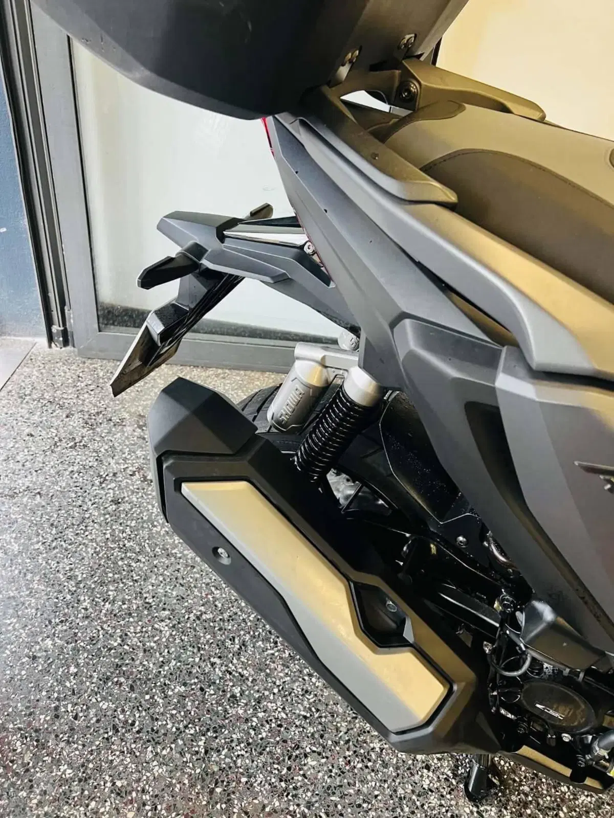 Honda ADV 350 (2022 - 24) (6)