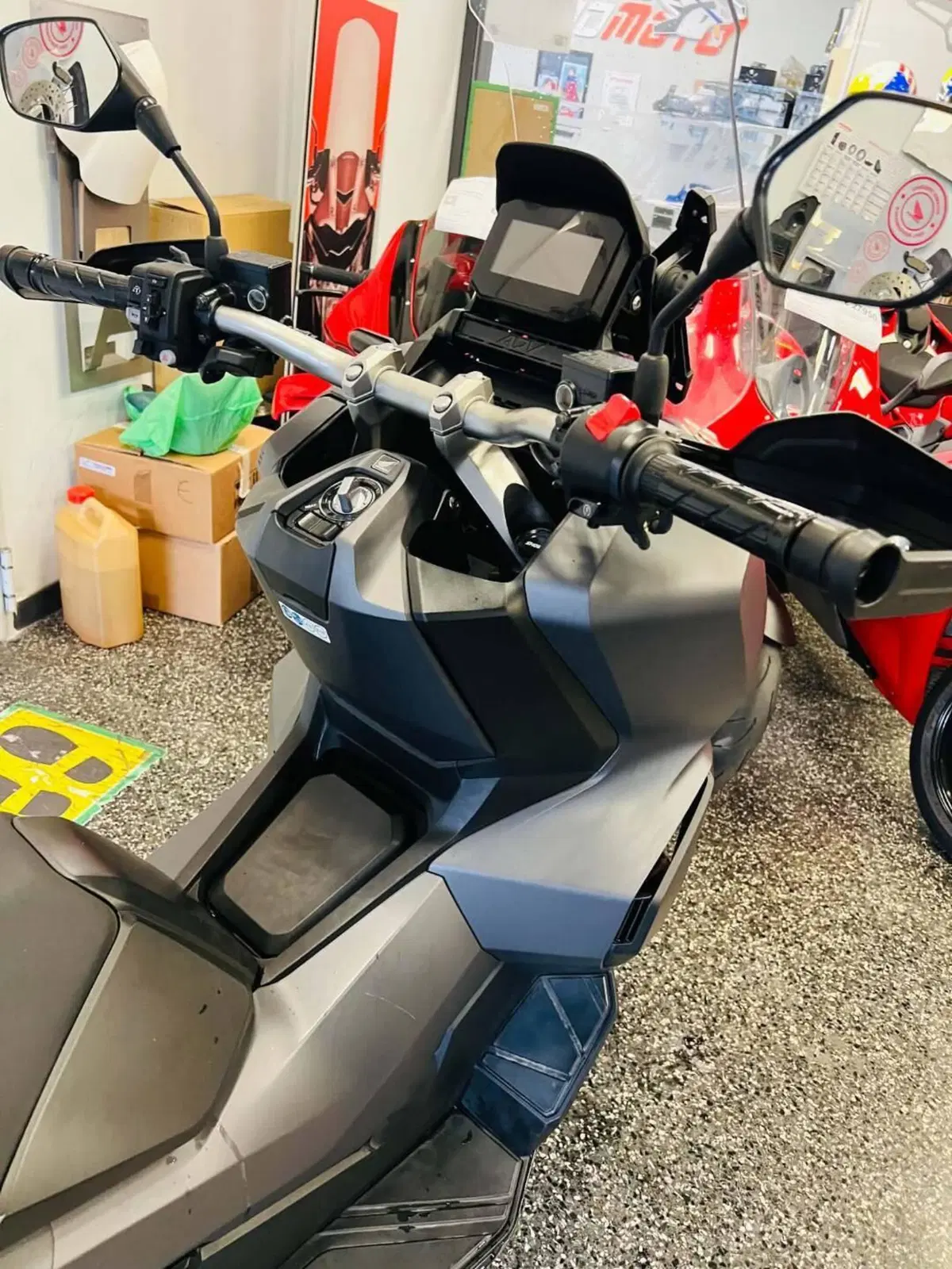 Honda ADV 350 (2022 - 24) (7)