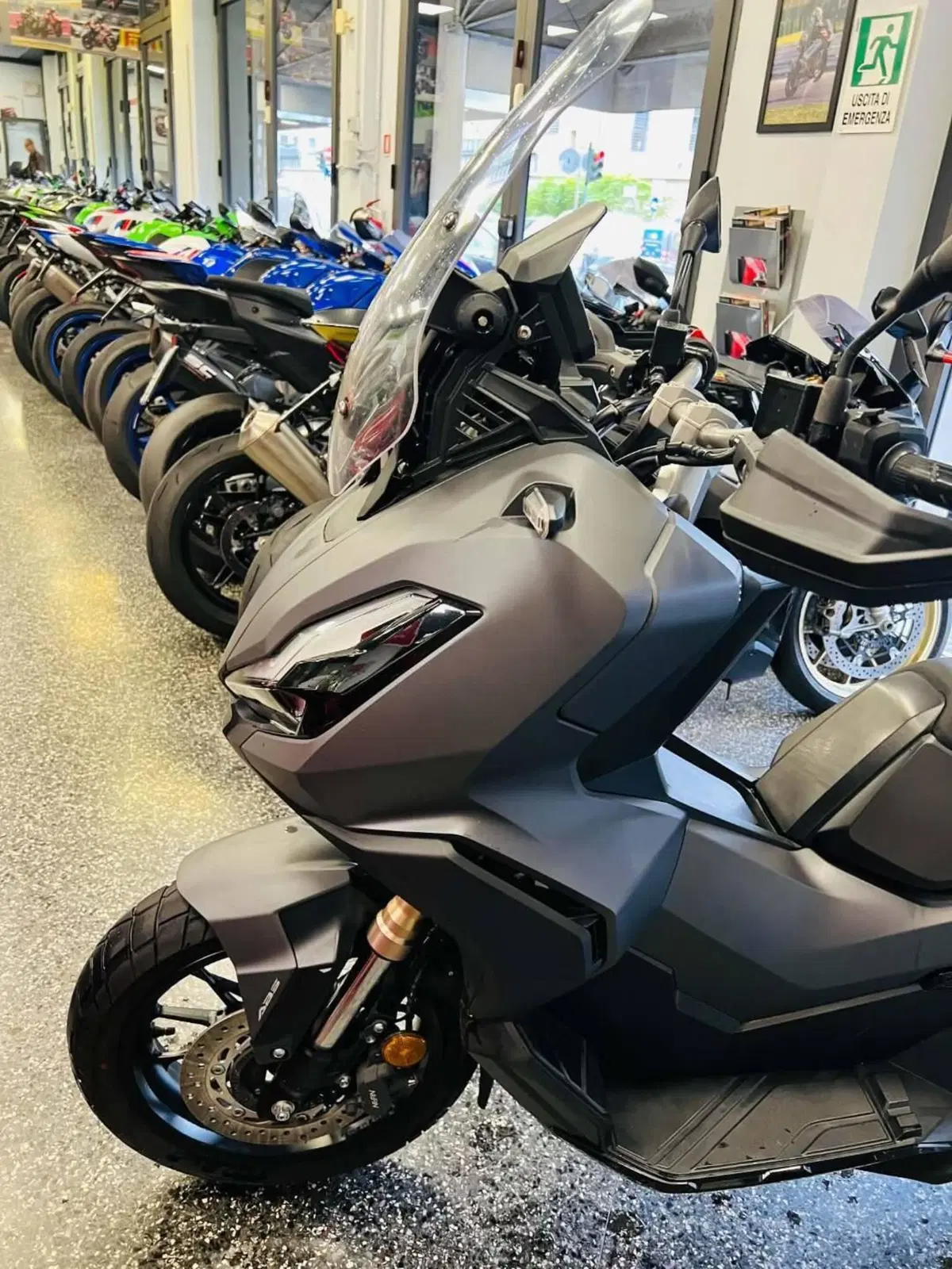 Honda ADV 350 (2022 - 24) (11)