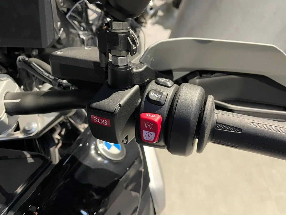 Bmw R 1300 GS Triple Black (2023 - 26) (6)