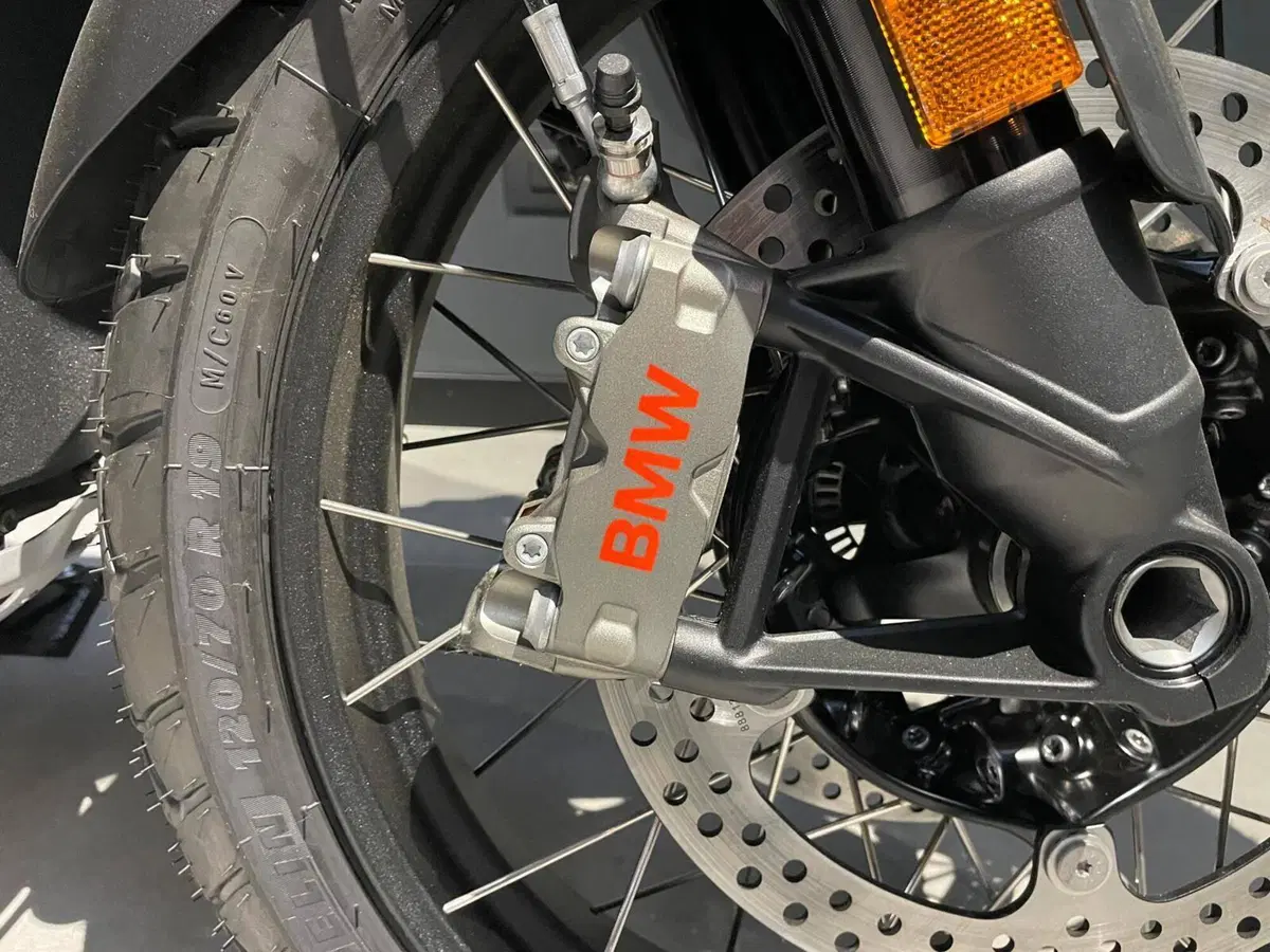 Bmw R 1300 GS Triple Black (2023 - 26) (8)