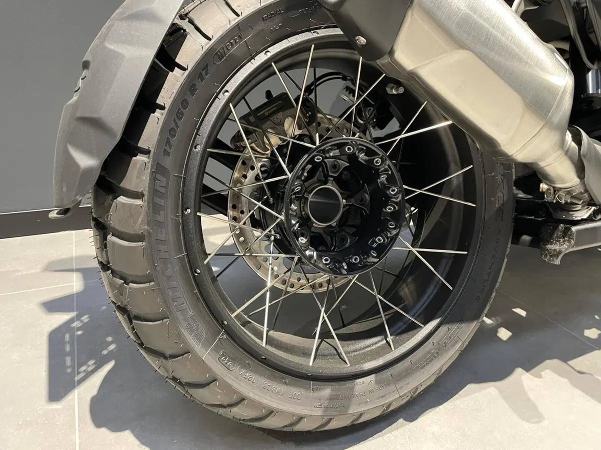 Bmw R 1300 GS Triple Black (2023 - 26) (2)