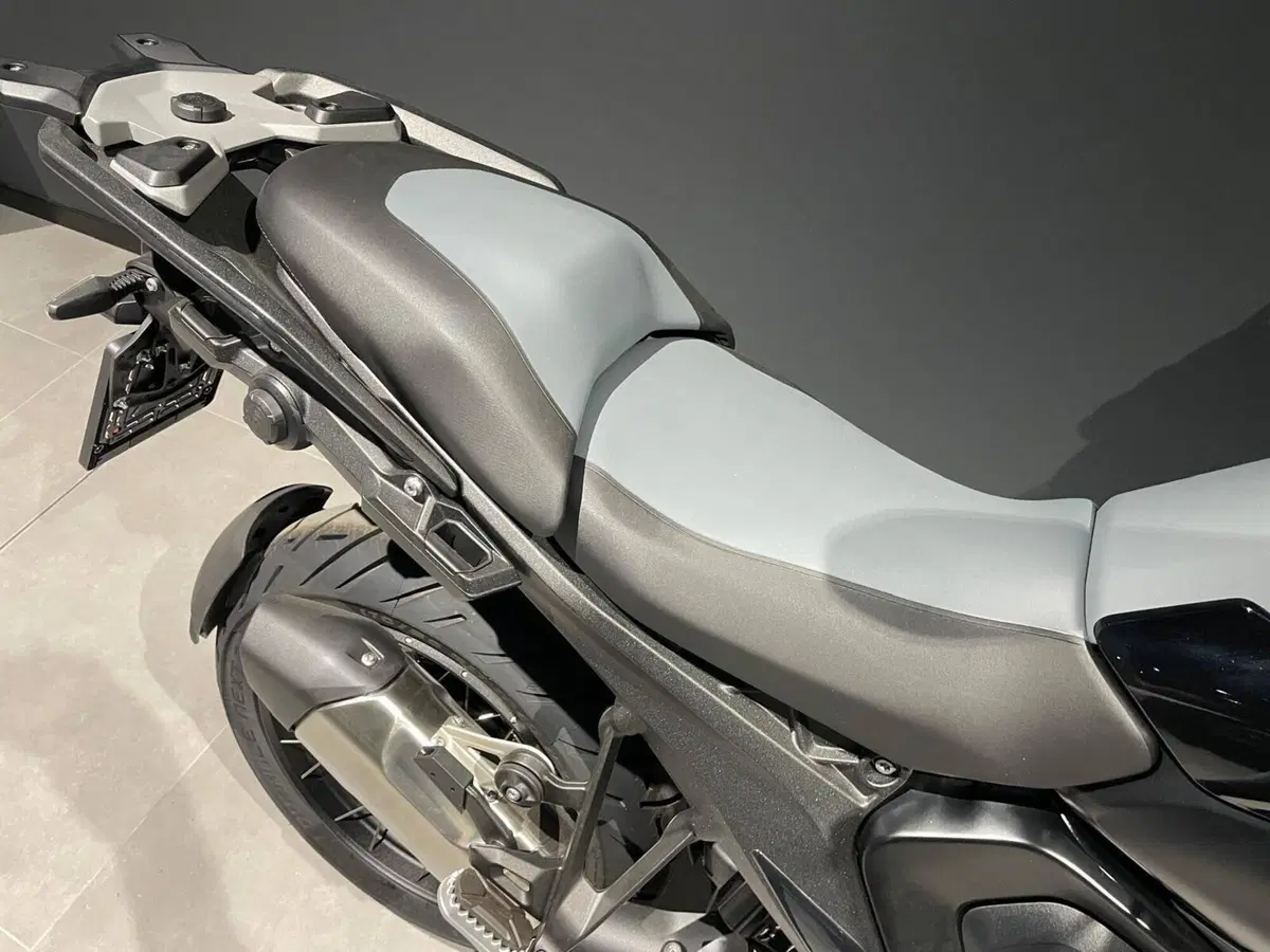 Bmw R 1300 GS Triple Black (2023 - 26) (3)