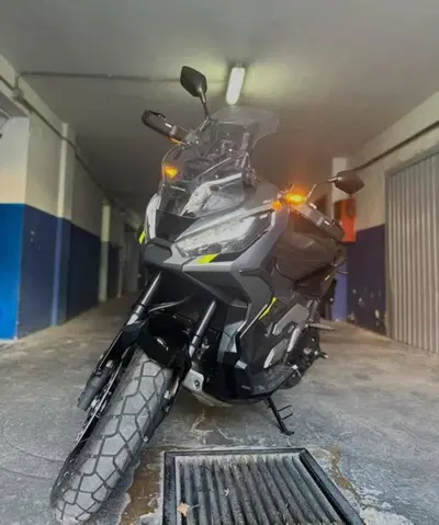 Honda X-ADV 750 DCT (2021 - 24) usata