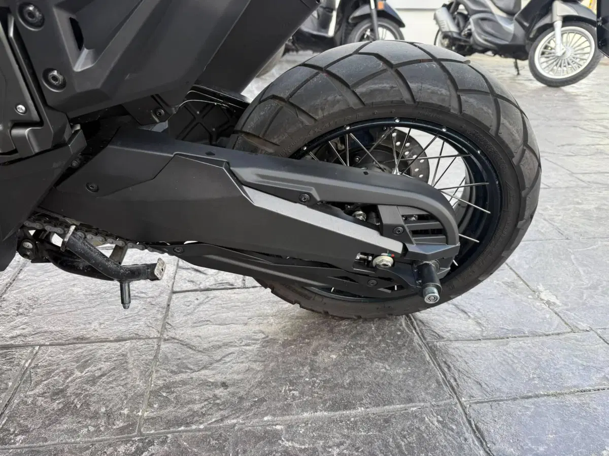 Honda X-ADV 750 (2025 - 27) (5)