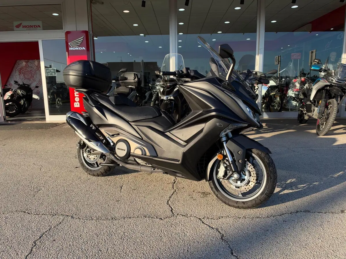Kymco AK 550 (2020)
