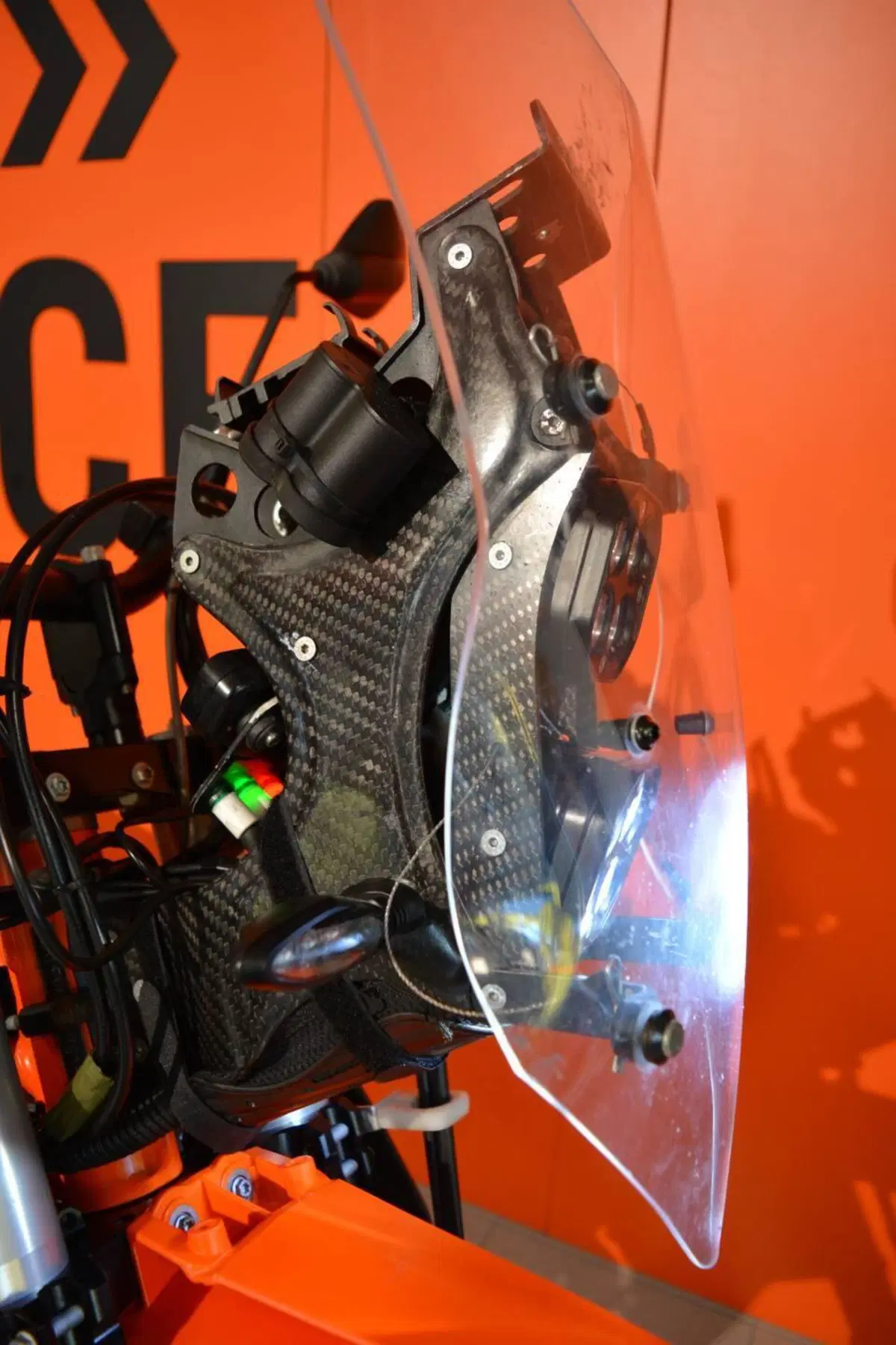 KTM 690 Enduro R (2019 - 20) (13)