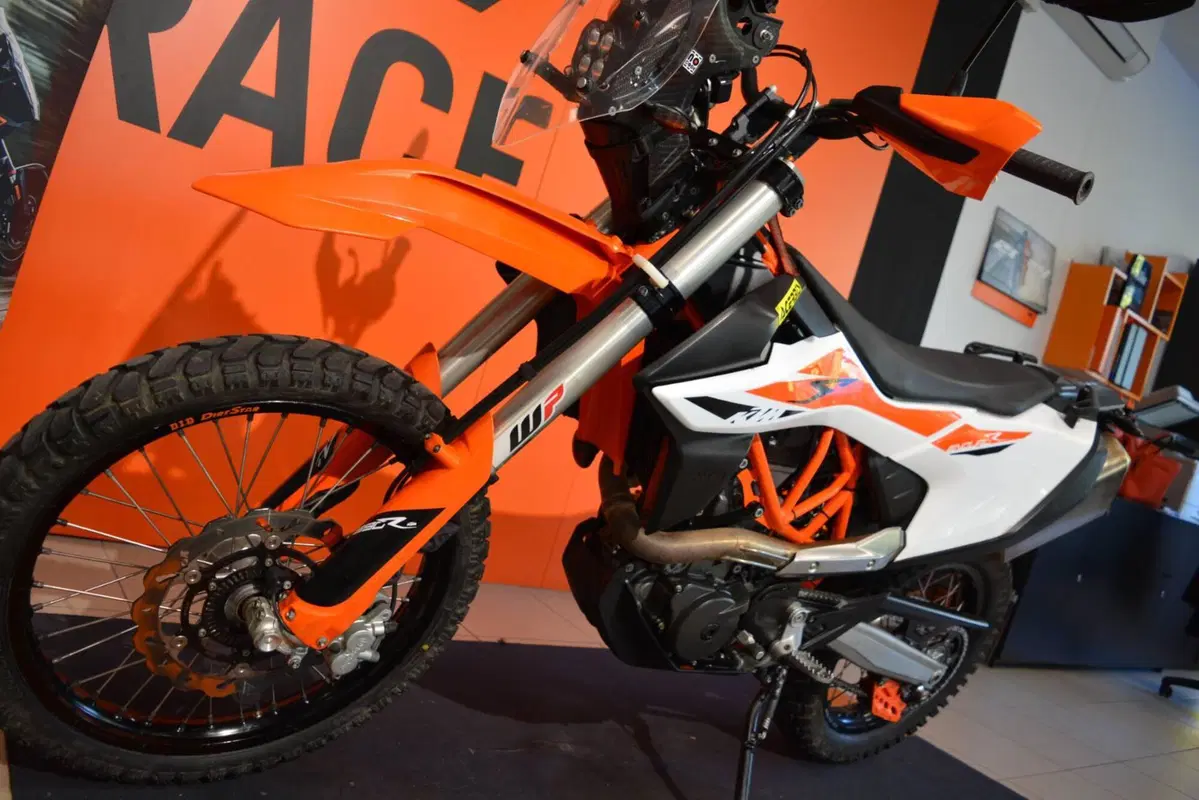 KTM 690 Enduro R (2019 - 20) (5)