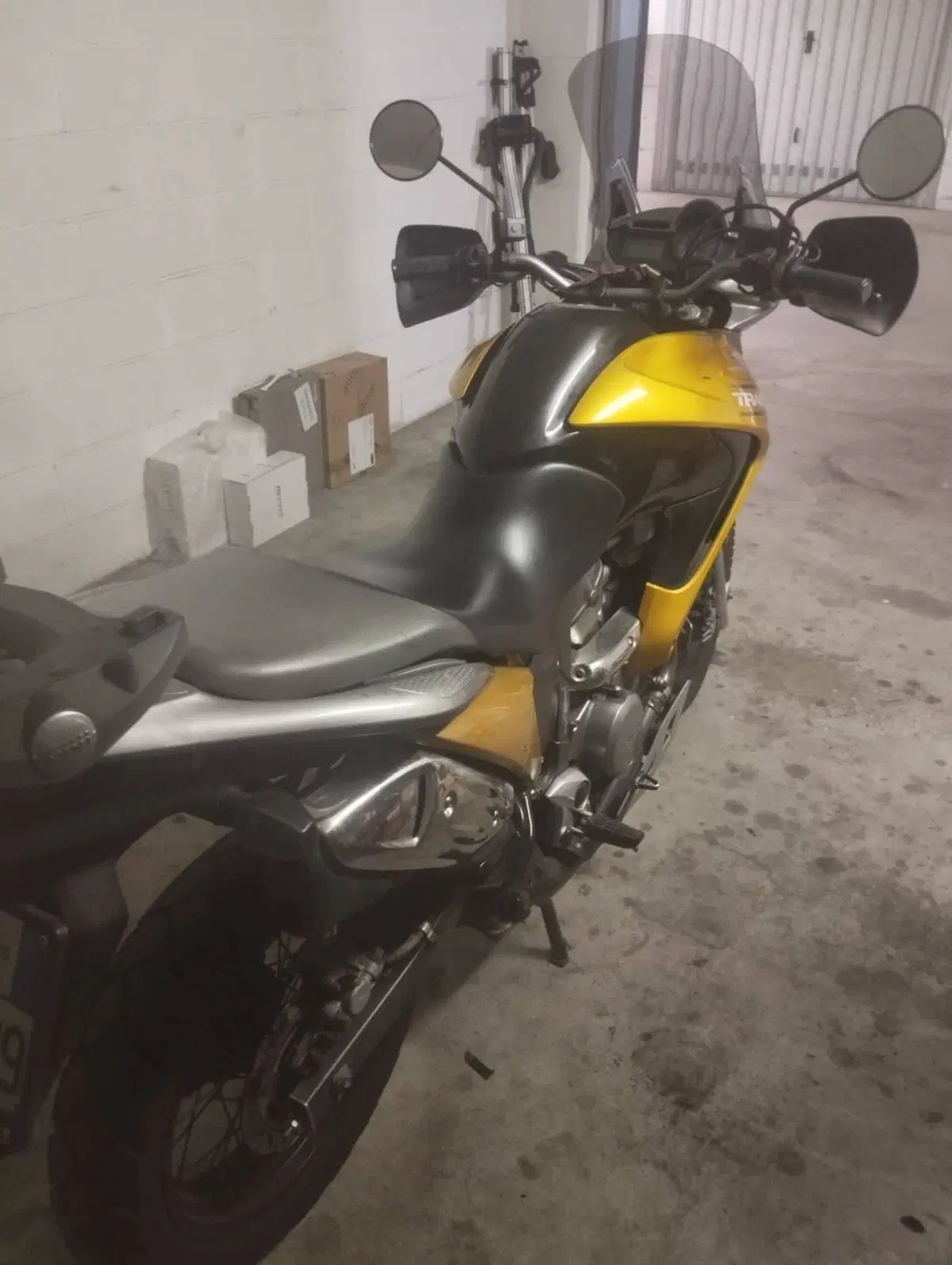 Honda Transalp XL 700 V (2007 - 13) (4)