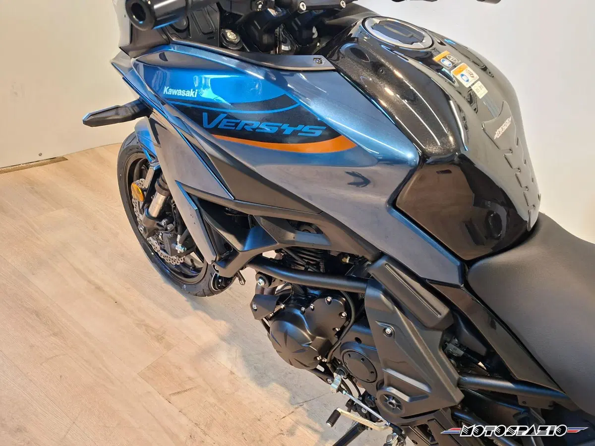 Kawasaki Versys 650 (2025 - 27) (5)