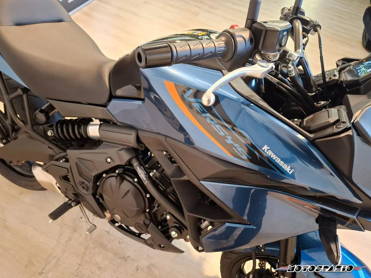 Kawasaki Versys 650 (2025 - 27) (9)
