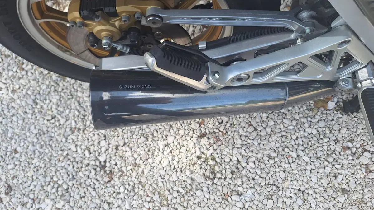 Suzuki 1100 GSXEF (8)