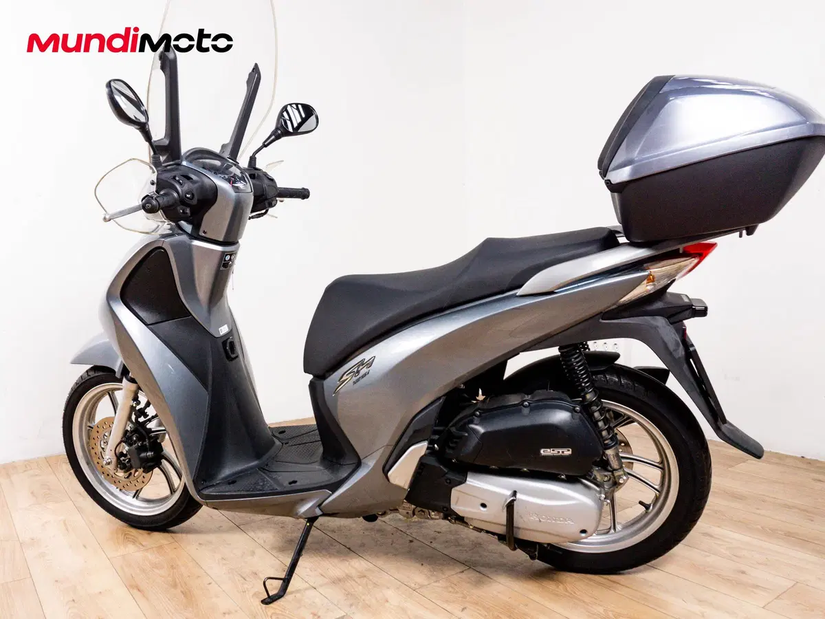 Honda SH 125i (2017 - 19) (7)