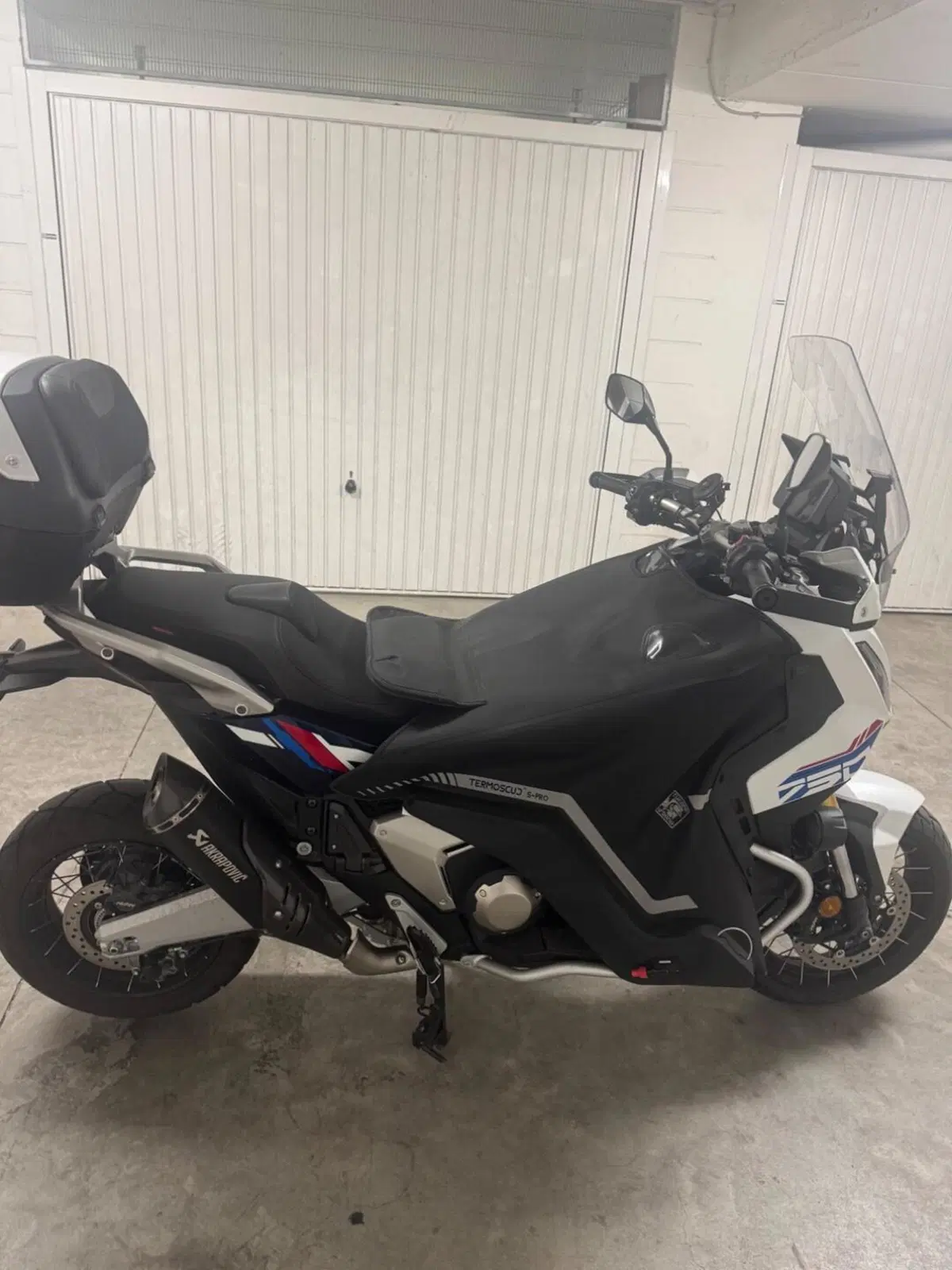 Honda X-ADV 750 Special Edition (2026 - 27) (5)