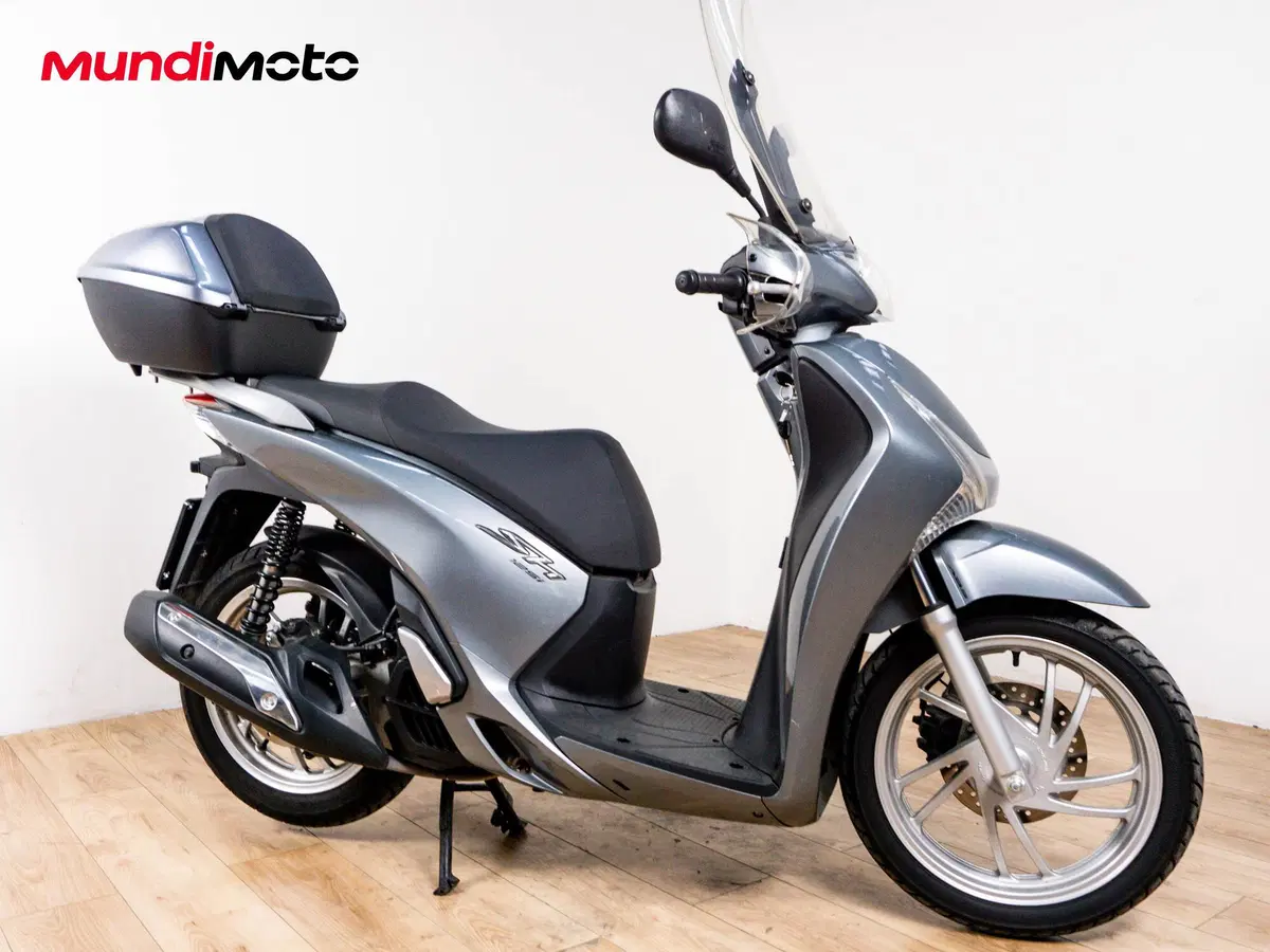Honda SH 125i (2017 - 19) (2)