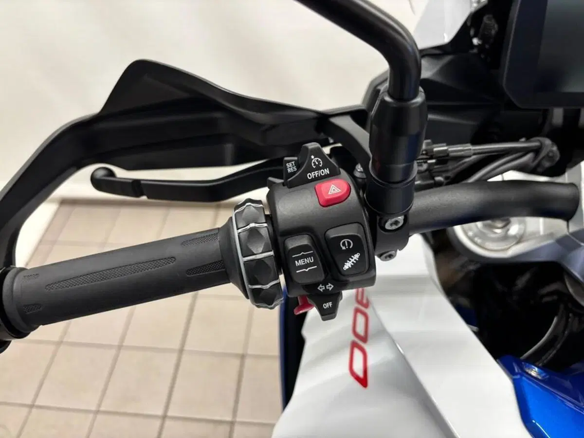 Bmw F 900 XR (2025 - 27) (7)