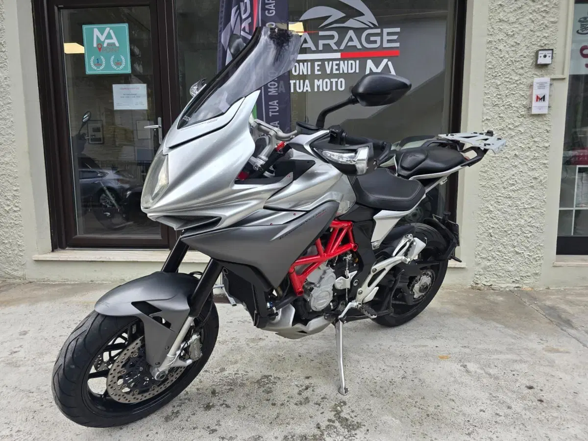 MV Agusta Turismo Veloce 800 (2017 - 19) (4)