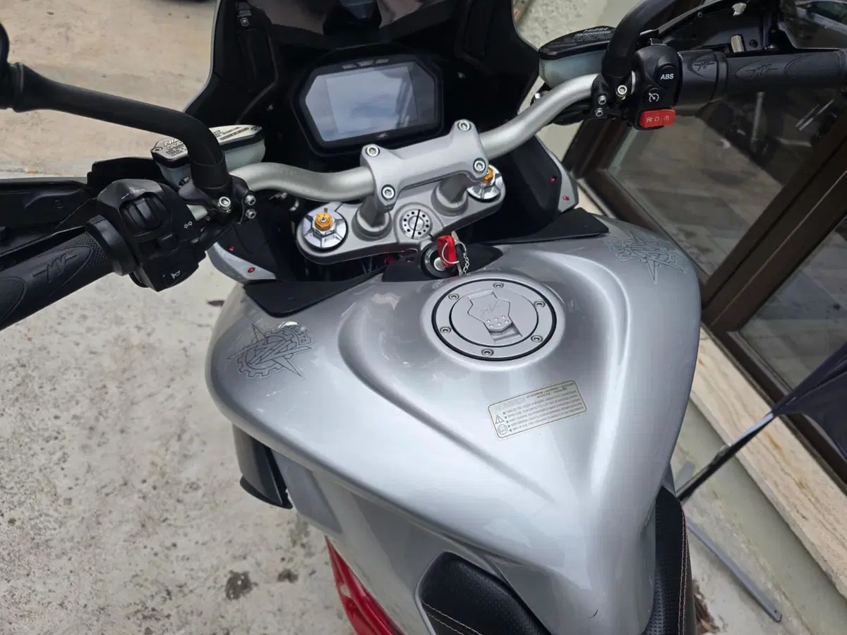 MV Agusta Turismo Veloce 800 (2017 - 19) (18)