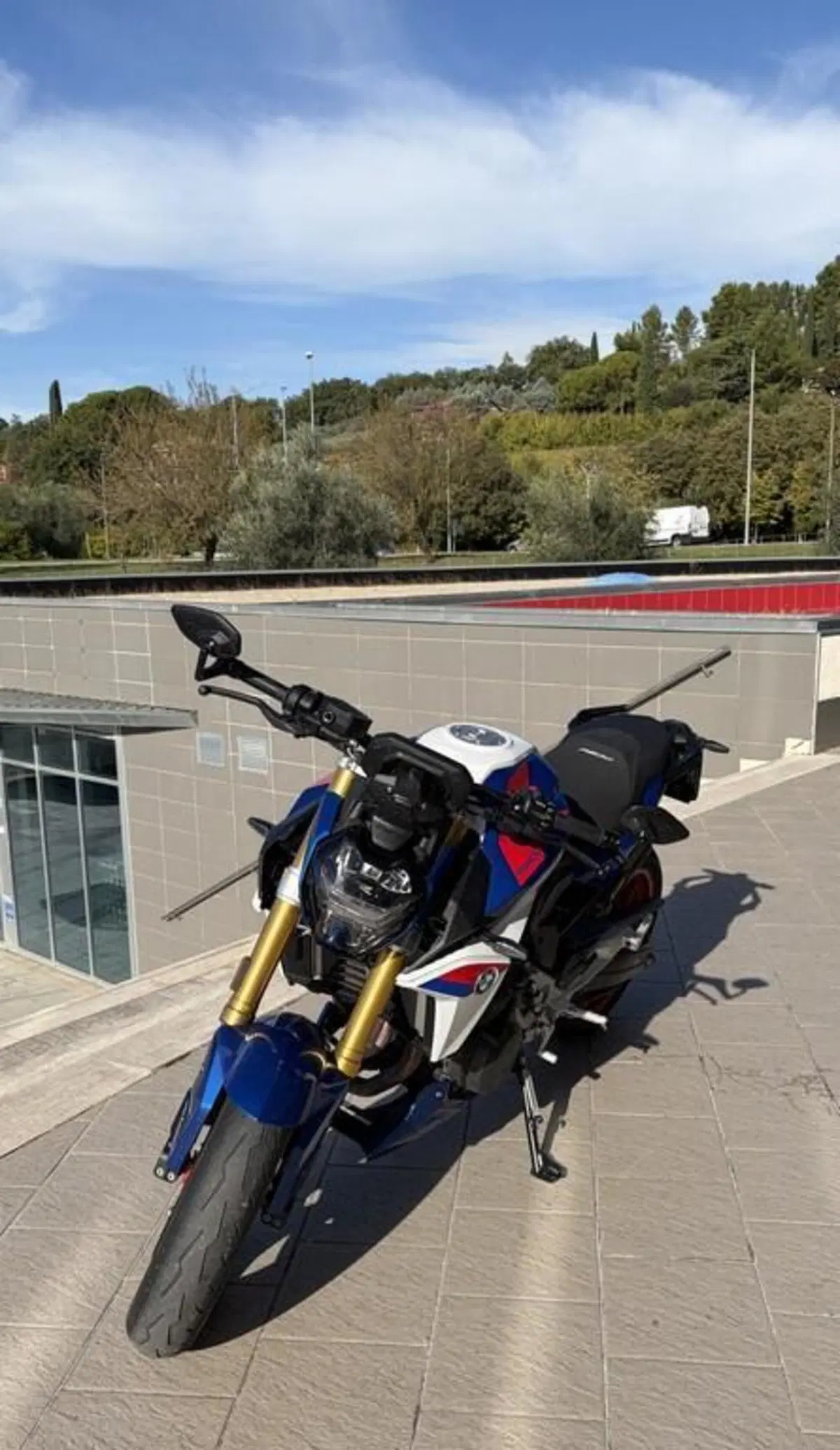 Bmw F 900 R (2025 - 27) (4)