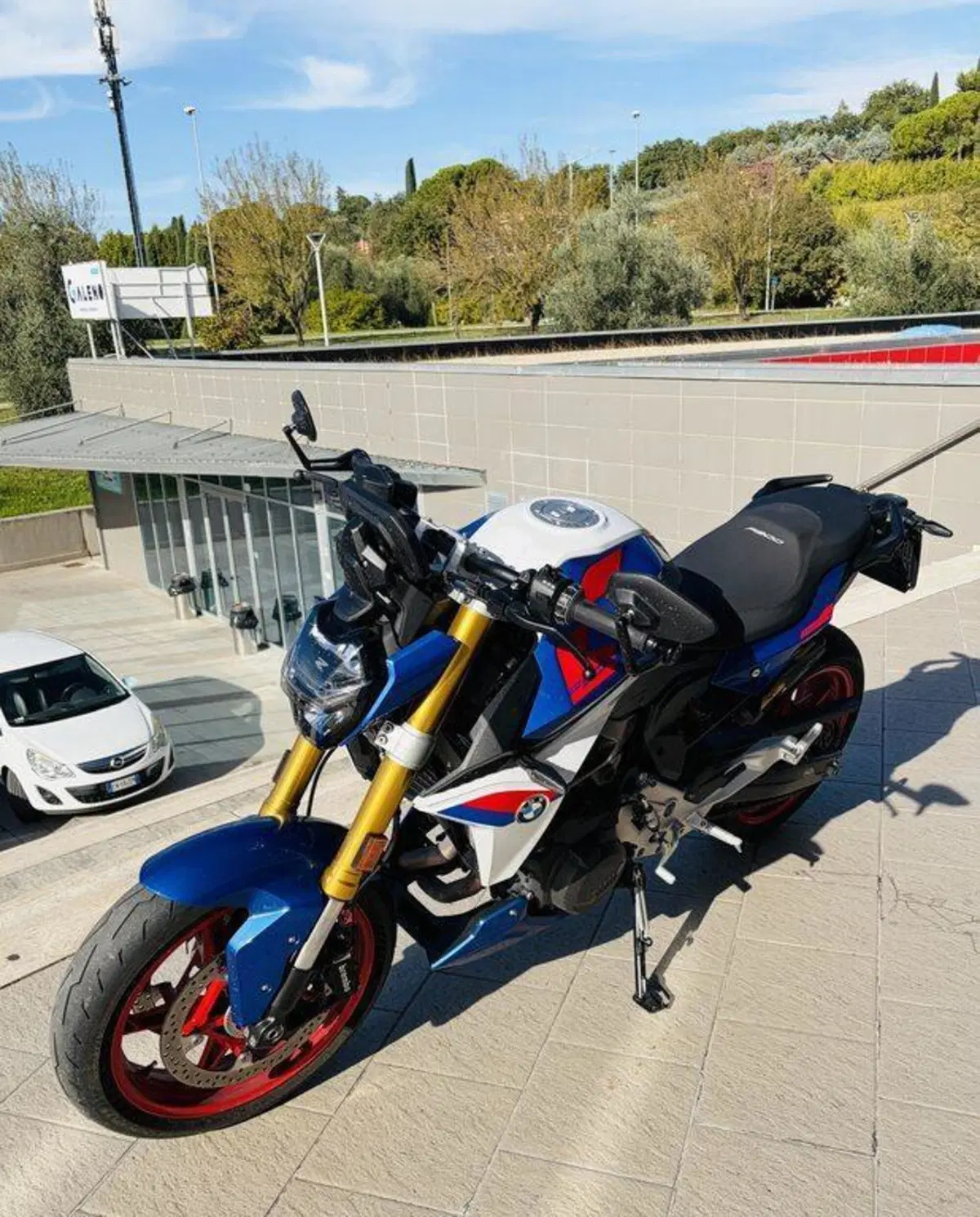 Bmw F 900 R (2025 - 27) (8)