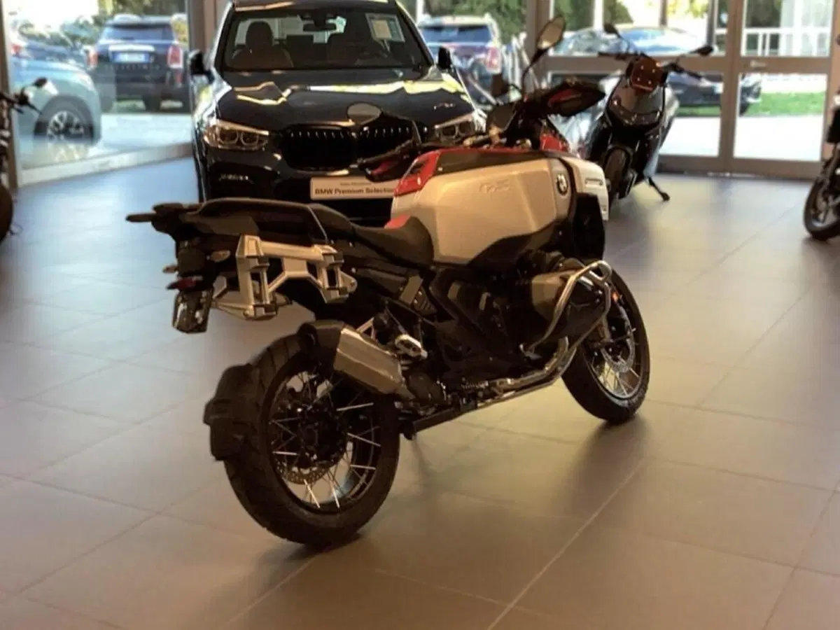 Bmw R 1300 GS Adventure (2025 - 26) (4)