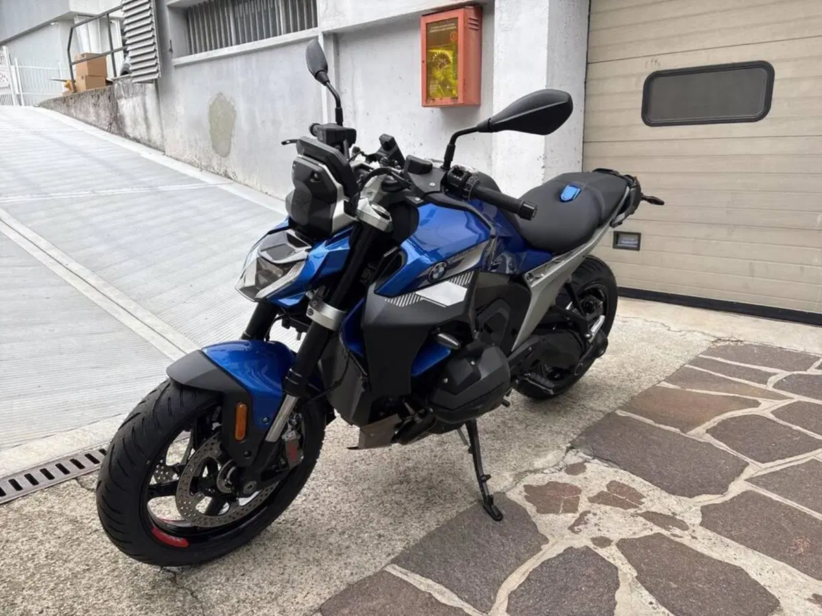 Bmw R 1300 R (2026 - 27)