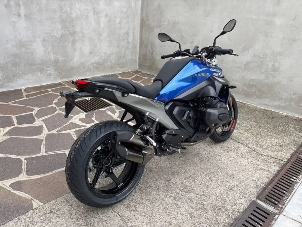 Bmw R 1300 R (2026 - 27) (5)