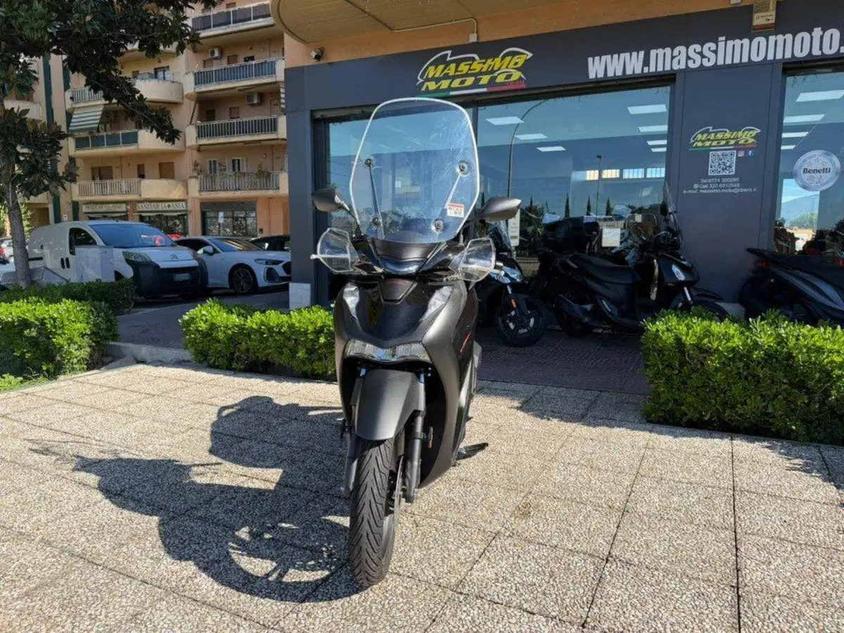 Honda SH 125i Sport (2024 - 25) (2)