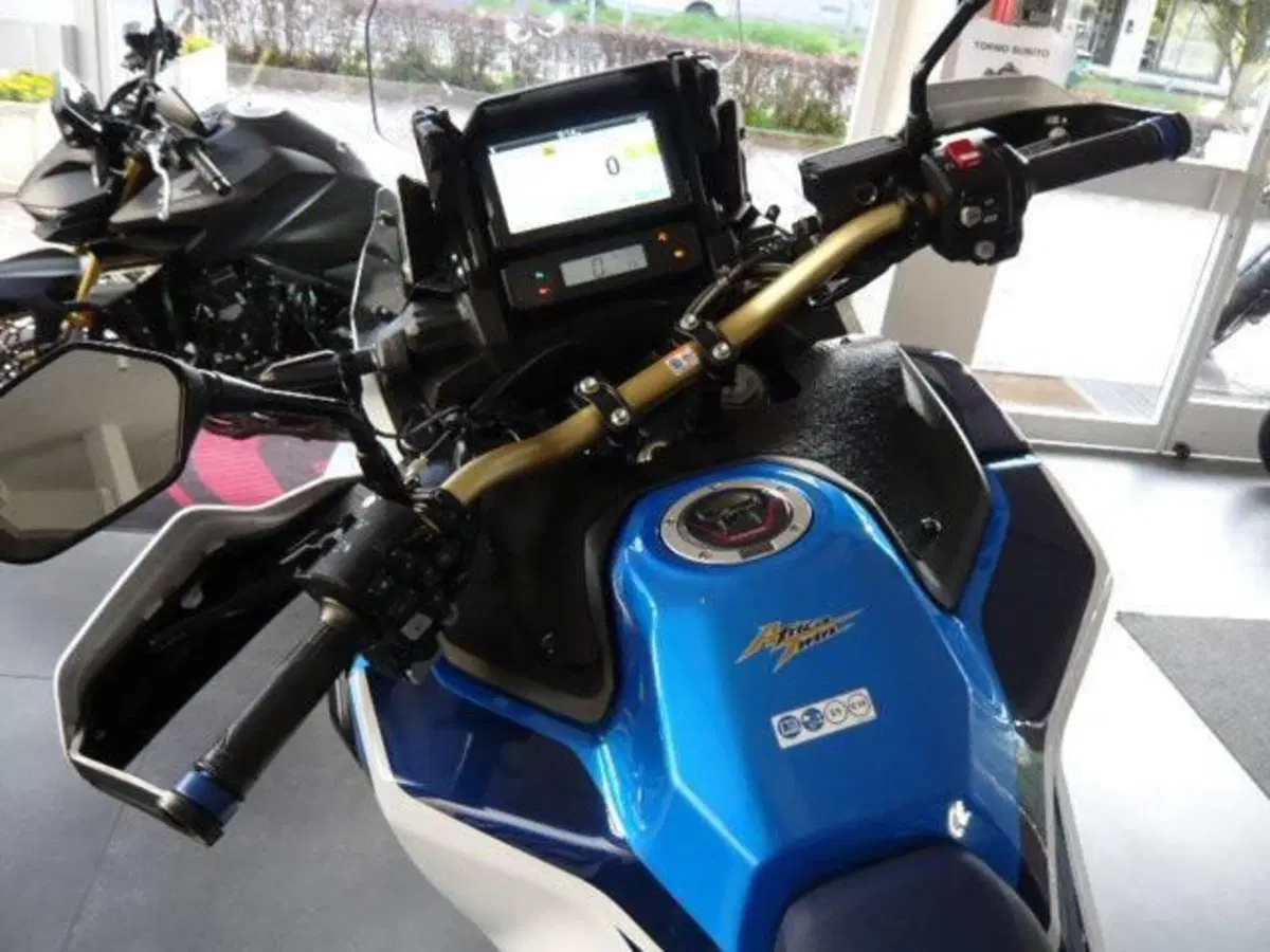 Honda Africa Twin CRF 1100L Adventure Sports DCT (2022 - 23) (6)
