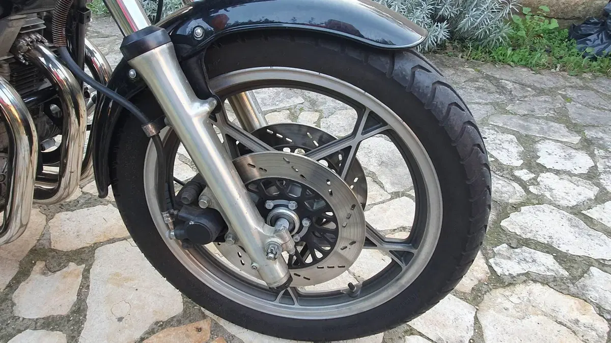 Suzuki GSX1100ET