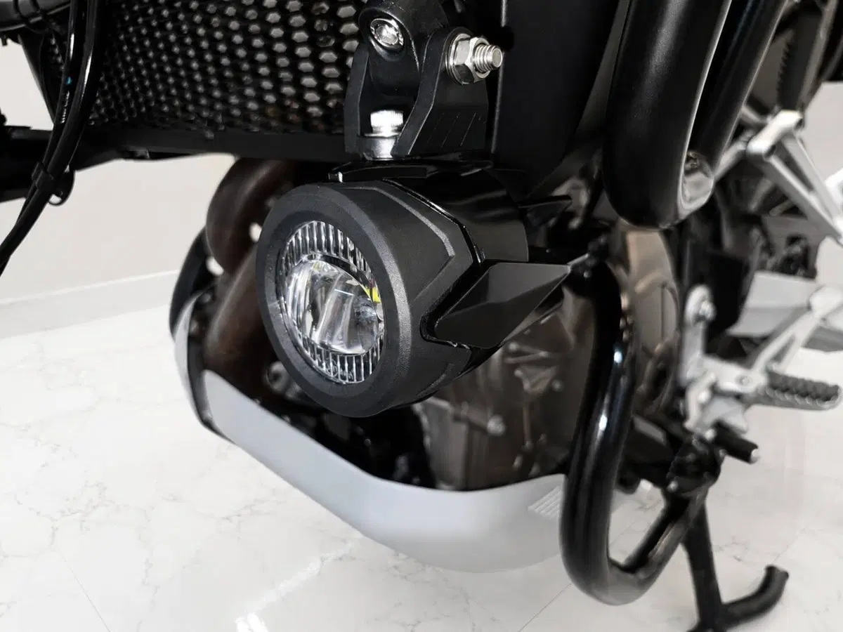 Aprilia Tuareg 660 (2022 - 24) (11)