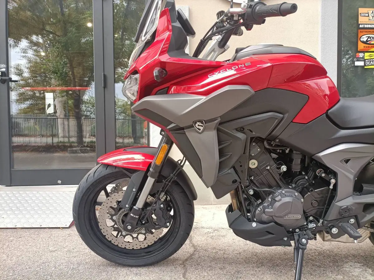 Cyclone RX650 (2025 - 26) (7)