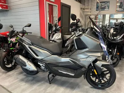 Sym ADX 300 (2024 - 26) usata