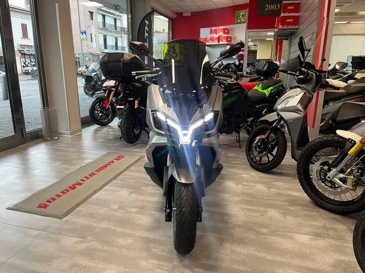 Sym ADX 300 (2024 - 26) (2)