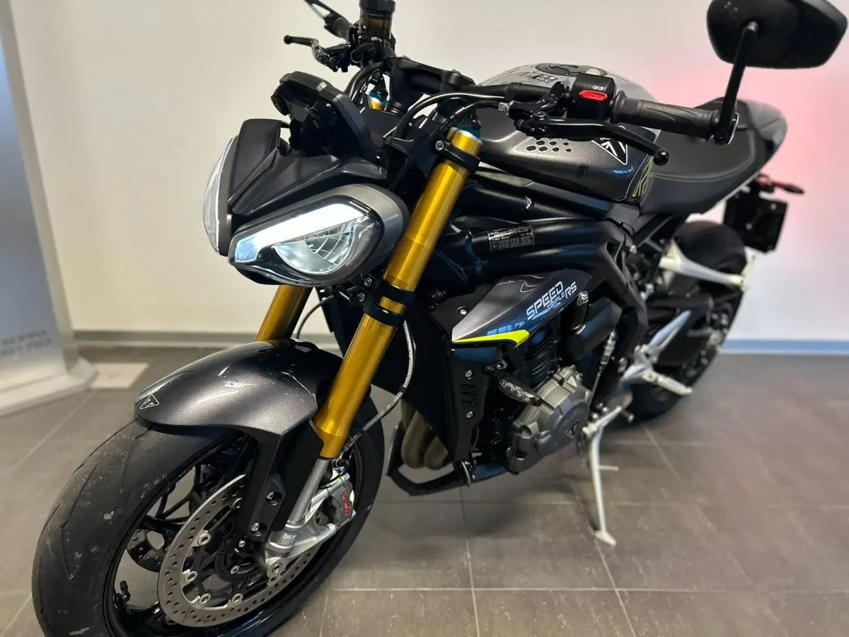 Triumph Speed Triple 1200 RS (2025 - 26) (6)