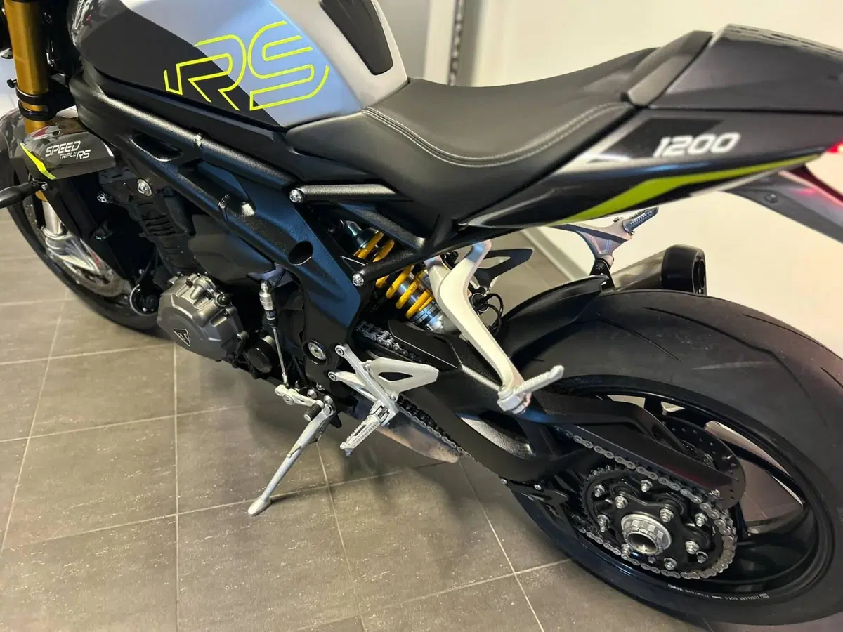 Triumph Speed Triple 1200 RS (2025 - 26) (7)