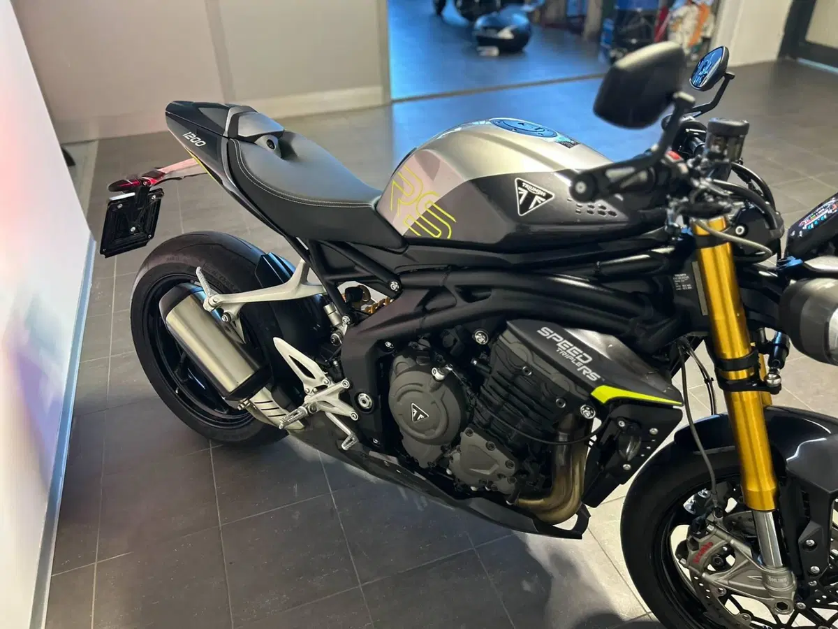 Triumph Speed Triple 1200 RS (2025 - 26) (8)